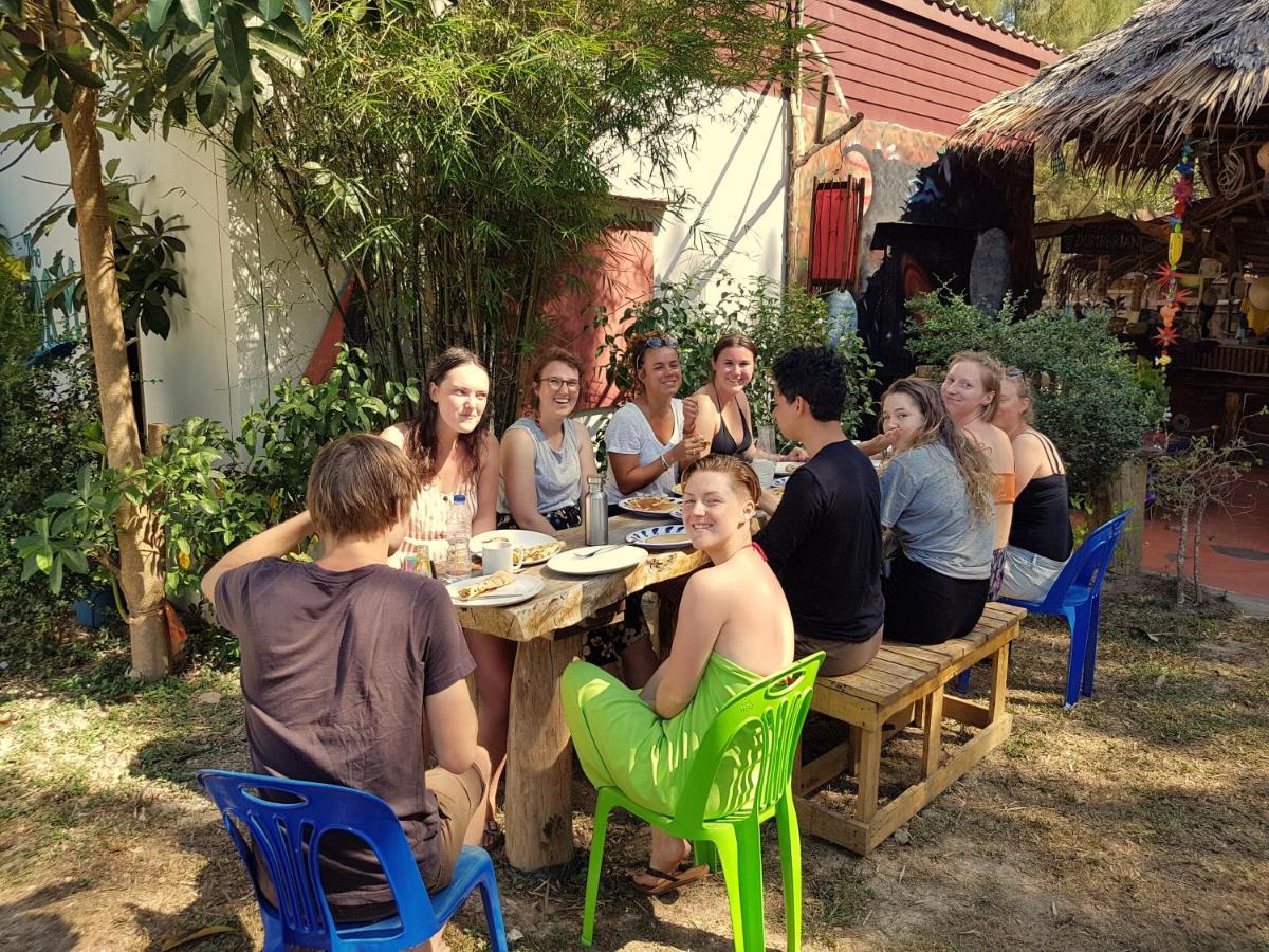 Slacklines Hostel Ko Lanta Εξωτερικό φωτογραφία